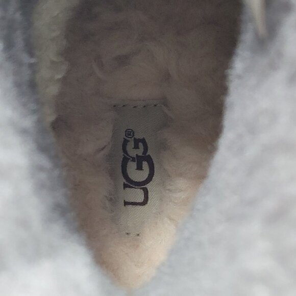 UGG Adirondack II Women's Gray And Black Snow Boots S/N1005589 US Size 10 - Picture 7 of 11